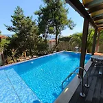 Siesta * Kusadası